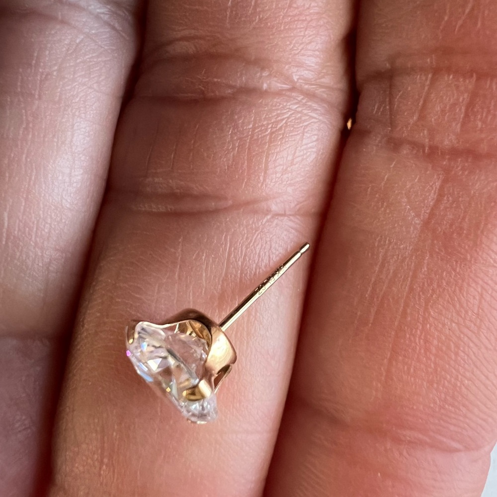 R. H. Macy’s 14K Yellow Gold Stud Cubic Zirconia Earrings 7.5MM - Picture 4 of 11